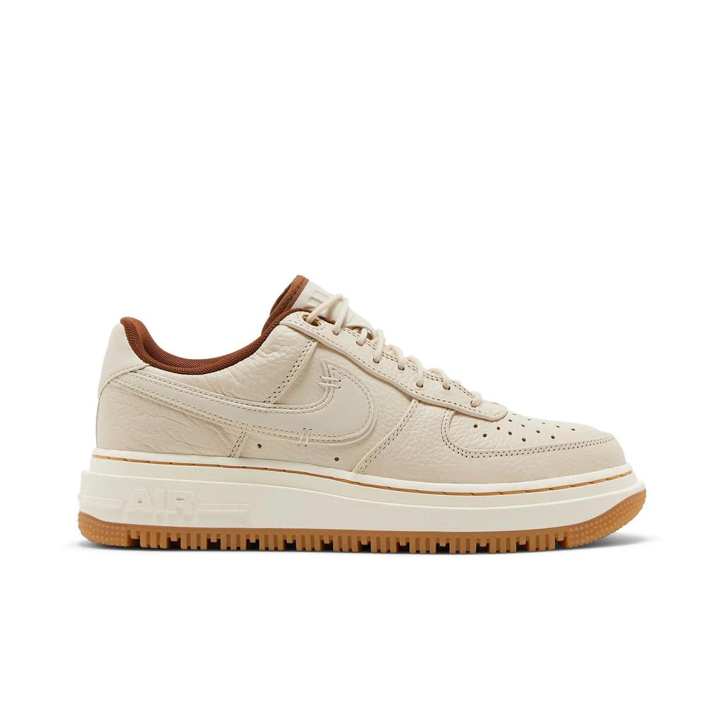 Nike Air Force 1 Luxe 'Pecan' (Unisex) Pearl White / Pecan / Gum Yellow / Pale Ivory Skate Shoes DB4109 200