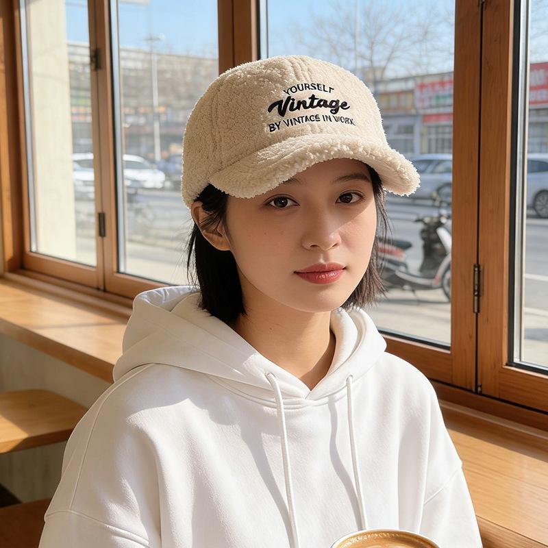 

Unisex fashion thermal casual cap plush visor M（56-58cm）