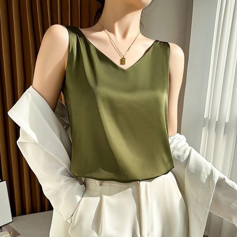 Ice Silk V-Neck Camisole for Women – Loose, Belly-Covering Satin Layer for Spring/Summer
