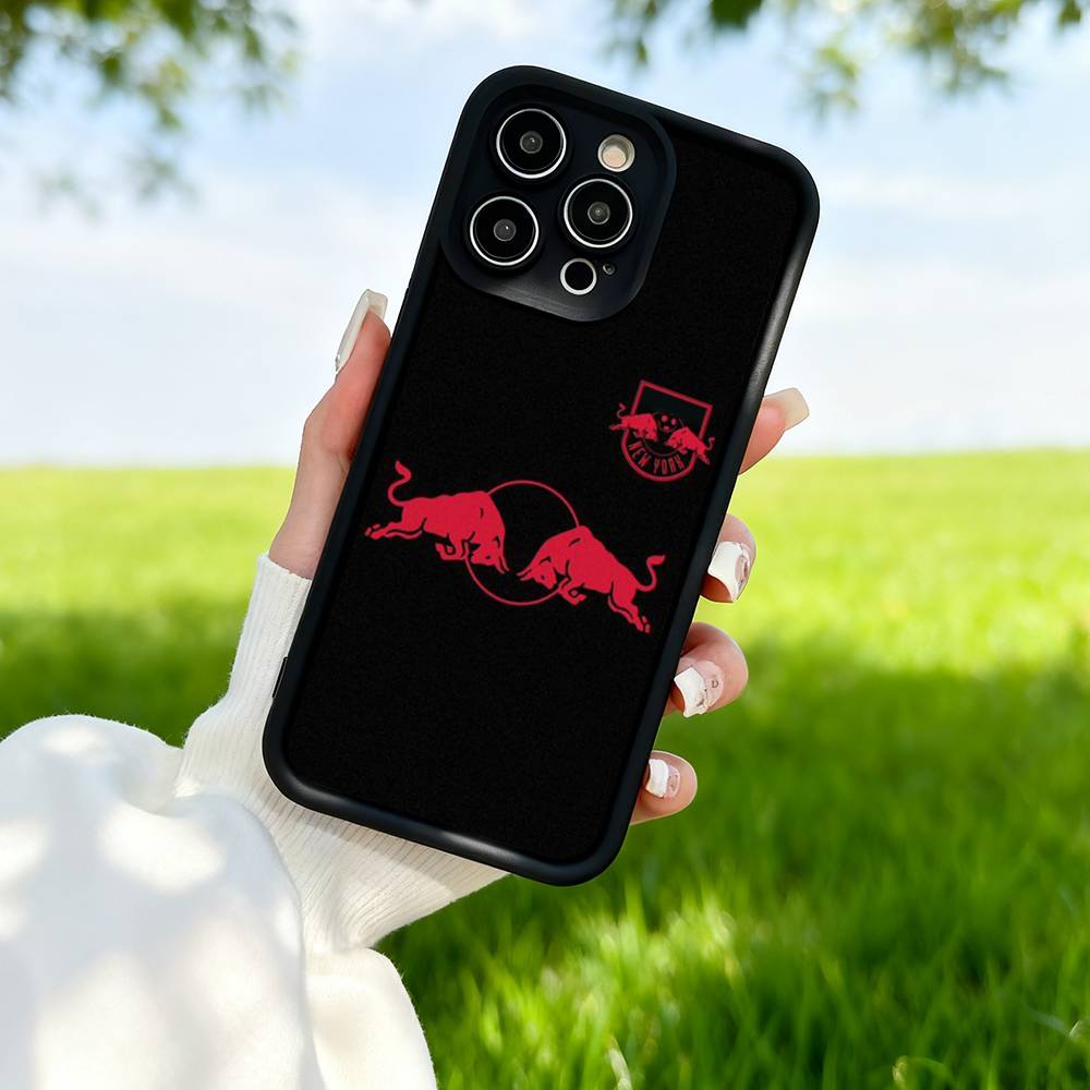 Fashion Red Logo B-BullS Mouse Pad Case For IPhone 17 16 15 14 Max 13 11 12 Pro Mini Plus Shockproof Silicone
