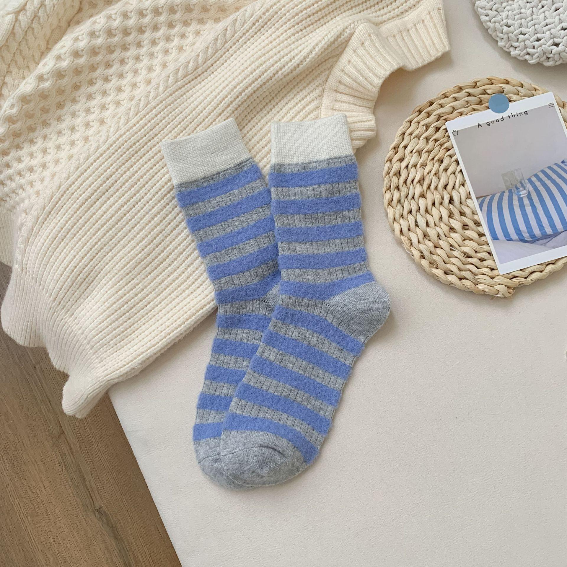 

Cashmere Thickened And Velvet Warm Medium Tube Socks For Korean Blue Cute Bow Color Matching College Style Pile One size fits all