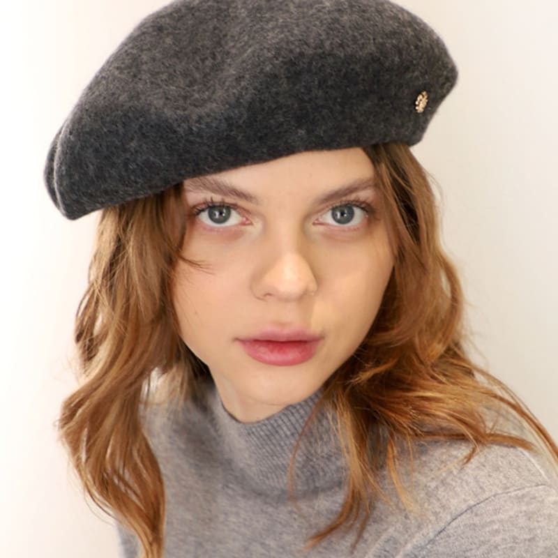 DAMAGE MNEMONIC 100% Wool Charcoal Beret