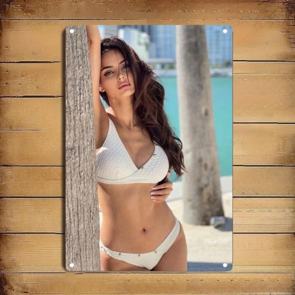 Hicober Humorous Metal Wall Art Decor, 2D Flat Sign Christmas Gift, Waterproof Home Bar Cafe Holiday Decoration