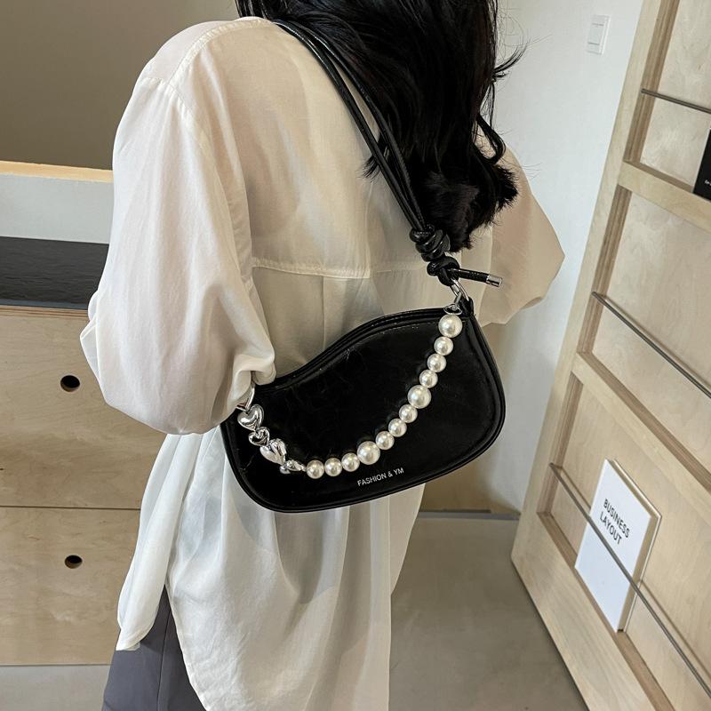 Simple Temperament Underarm Fashion Bag Women'S Commuter Small Square Bag High-End Casual Shoulder Bag