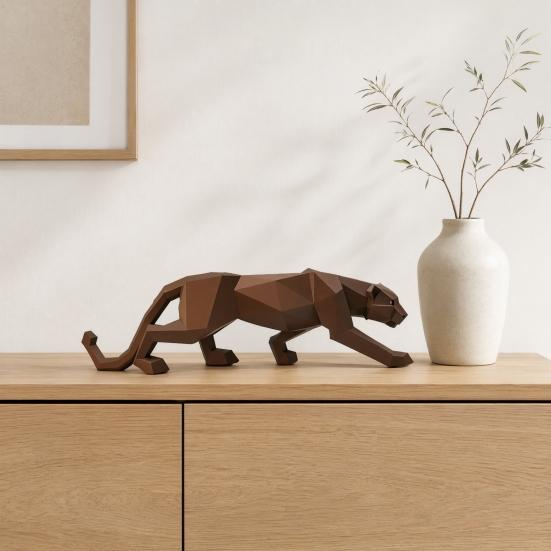 3D Printed Cheetah Figurine, Compact Geometric Faceted Cheetah Sculpture, Minimalist Leopard Statue for Home Office Decor Gift