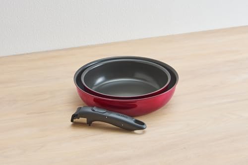 Thermos Durable Series 3-Piece Detachable Frying Pan Set (DA), Induction and Gas Compatible, Deep Red, Frying Pan is Dishwasher Safe (KSD-3A DR)