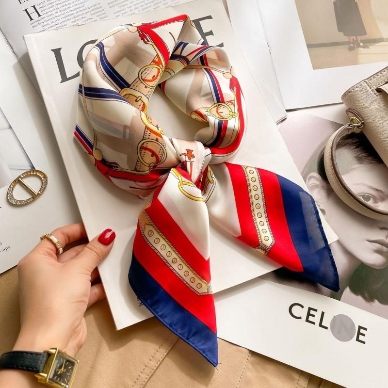 Elegant Silk-Like Square Scarf Women Korean Style Print Neck Lightweight 70x70cm Nylon Fashion Accessory