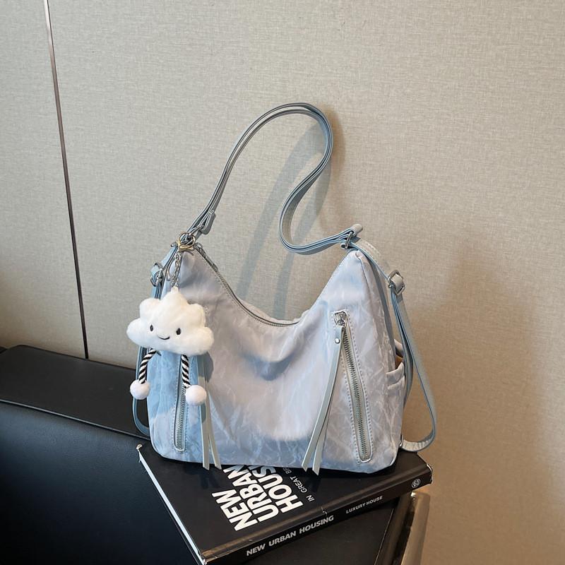 Minimalist Womens Large Capacity Pu Shoulder Bag With Zipper Closure For Daily Use