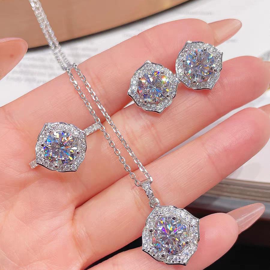 

2026 Eight Hearts and Eight Arrows Zircon Plated 925 Silver Diamond Opening Ring Stud Earrings Pendant Three-piece Set 45CM