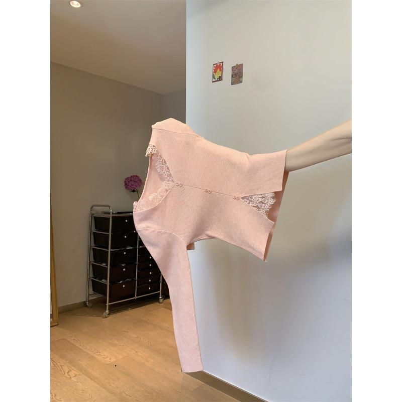 A spring, autumn and winter high-end collar lace knitted sweater for small people with thin bottoming sweaters and tops for women