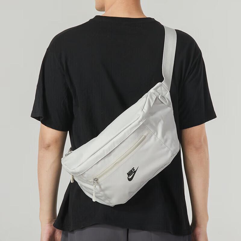 

Nike Unisex Crossbody Shoulder Waist Bag