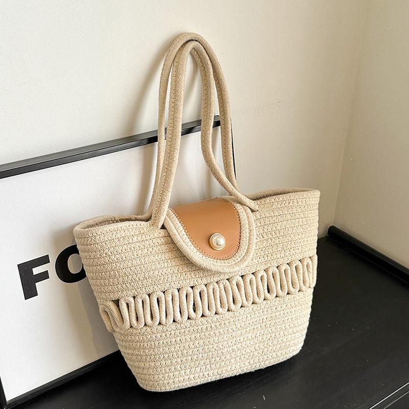 Elegant Vintage Woven Tote Bag Large Capacity Fashion Shoulder Bag For Women