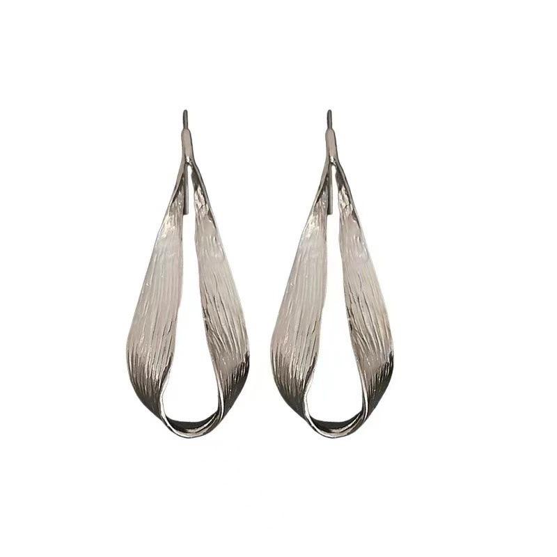 Statement Irregular Liquid Earrings for Women Fashion Silver Color Geometric Hollow Dangle Drop Earrings Girl 2026 Trendy Party Jewelry