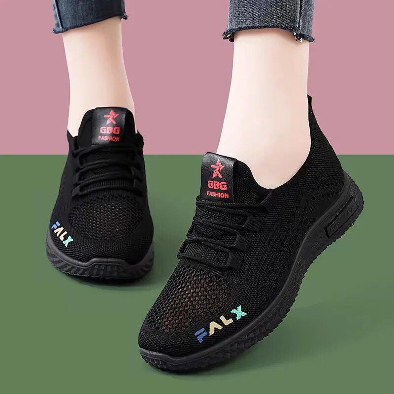 2025 Trendige Damen-Sneaker aus atmungsaktivem Mesh: Sommerlich lässiger koreanischer Stil, vielseitig und leicht mit weicher Sohle und Hohlmuster.