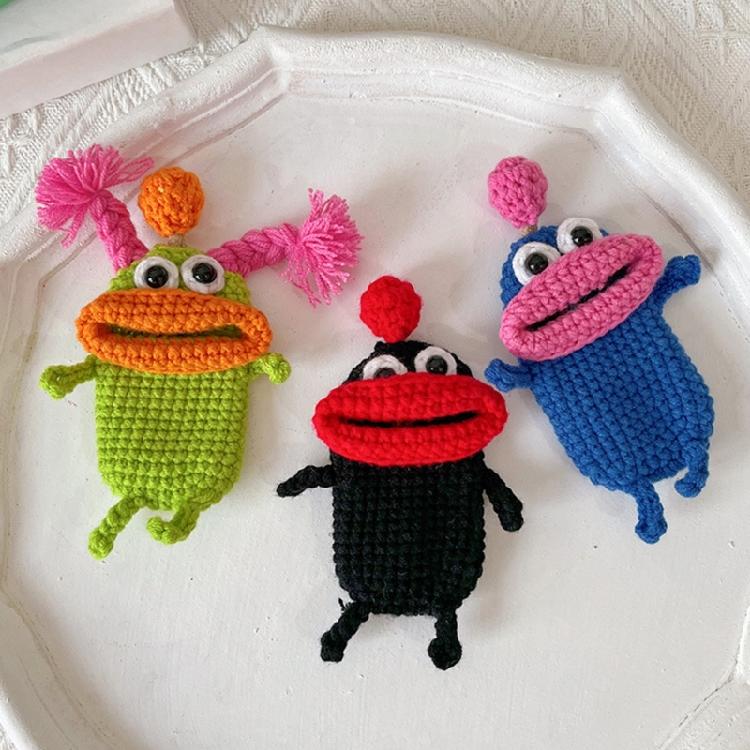 Pull Out Car Keys Cases Bag Funny Cartoon Keychains Pouch Hand Knitting Keys Wallets Organizers for Women and Men