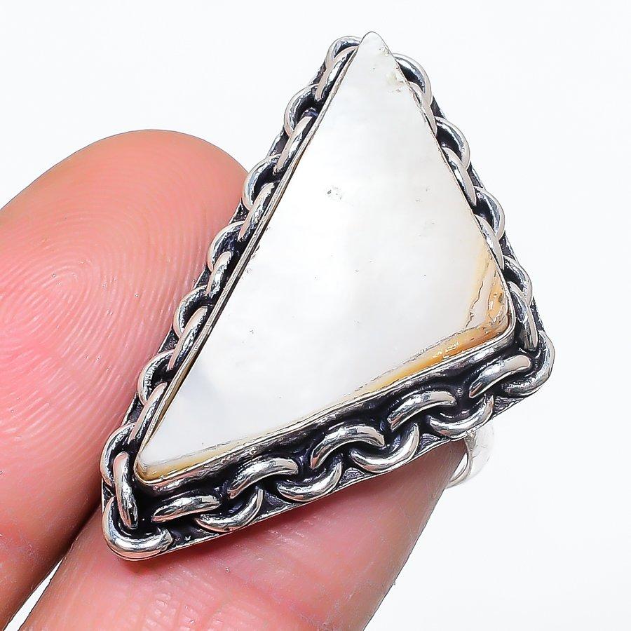 

Natural Mother Of Pearl Gemstone 925 Sterling Silver Jewelry Ring Size 6.5 h8B04