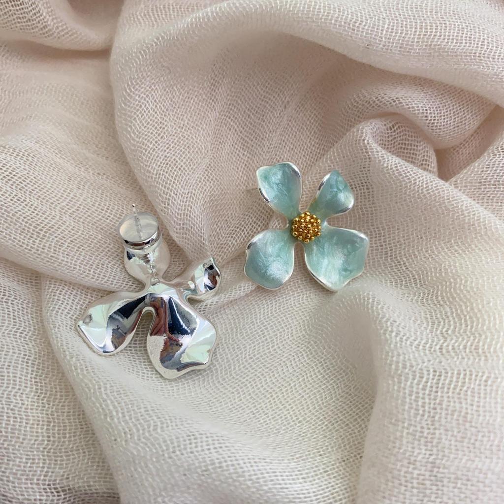 Romantic Hollow Big Flower Earrings 20 Simple And Elegant Mori Dopamine Wear Travel Exquisite Stud Earrings