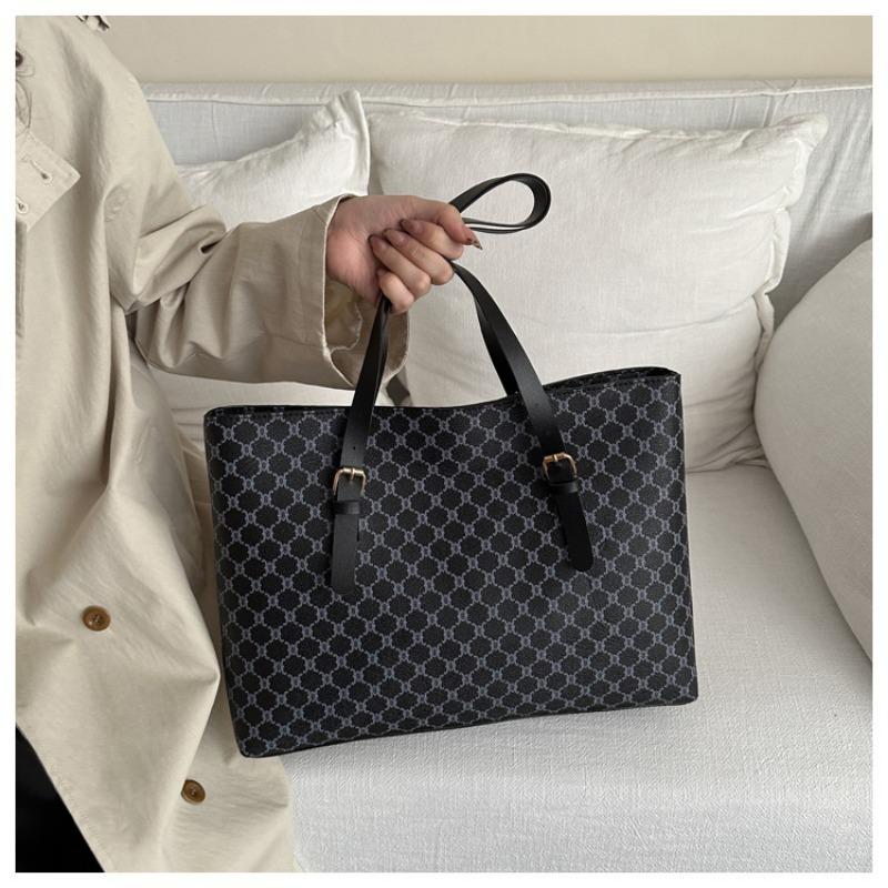 Winter new trendy leisure commuting simple fashion large capacity large capacity portable shoulder tote bag women