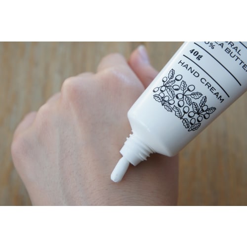Mama Butter Additive-Free Hand Cream (Unscented) [Highly Moisturizing with Shea Butter] 40g
