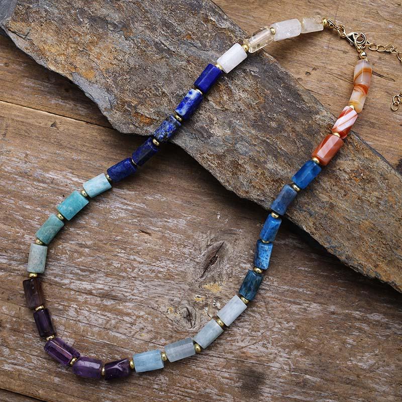 Luxury natural stone crystal 7 colors simple fashion European and American popular jewelry hexagonal column collarbone chain necklace jewelry