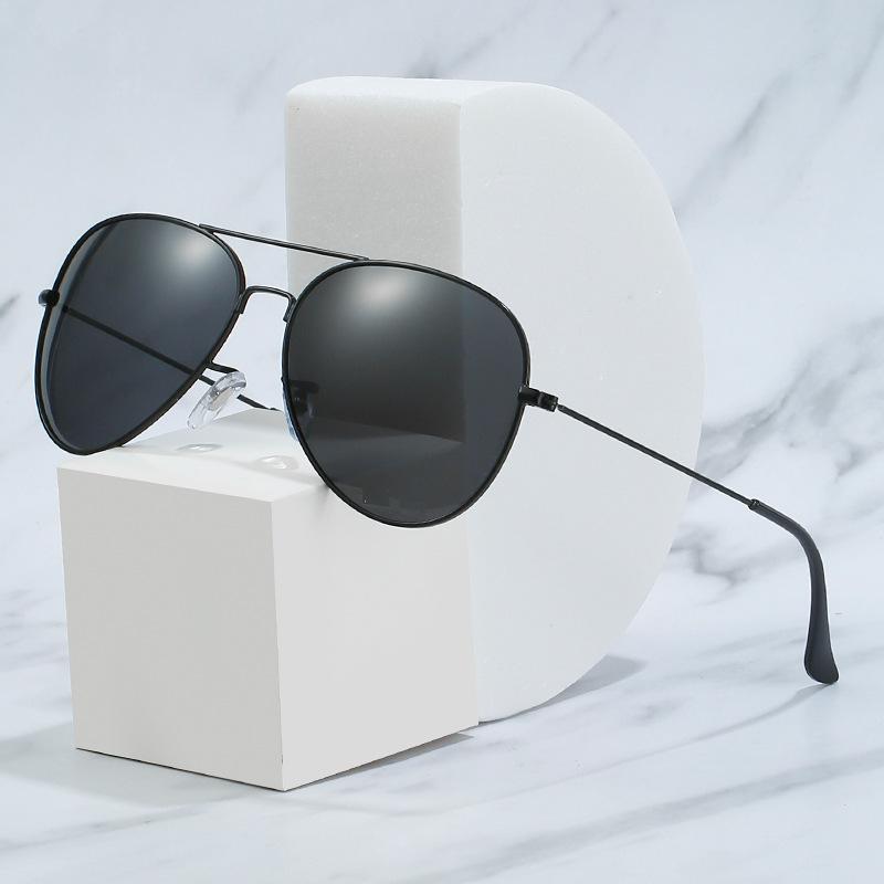 Pilot Sunglasses, Men'S And Women'S Polarized Glasses 3025 Toad Glasses, Uv-Proof Color Film Sunglasses