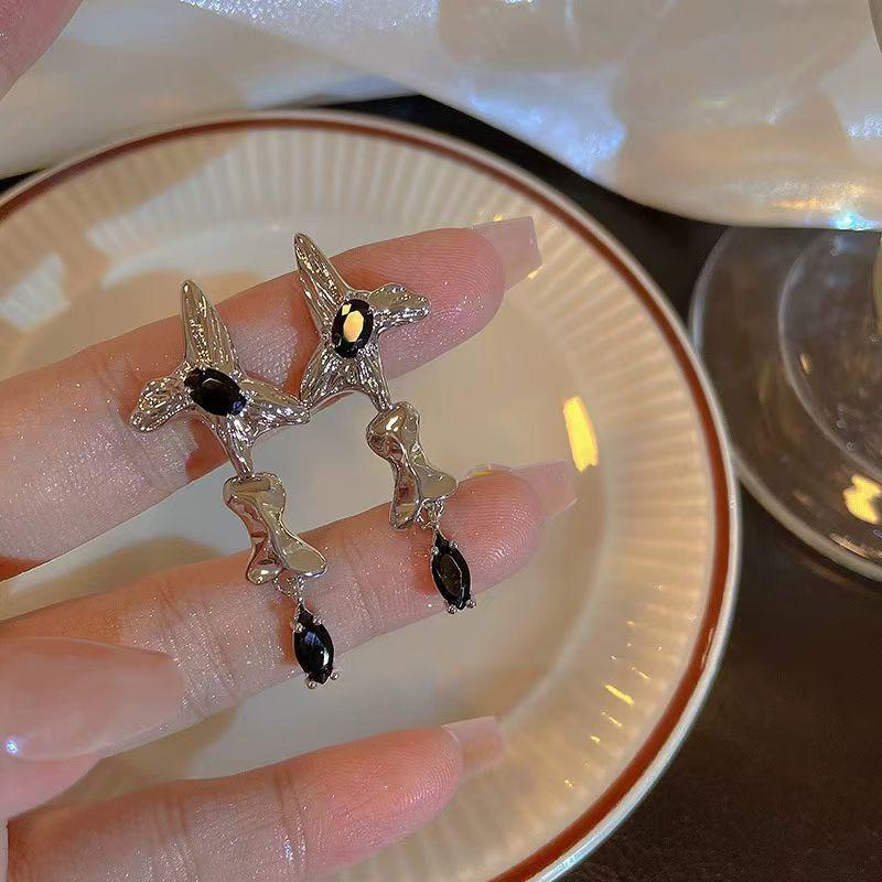 Elegant Black Butterfly Tassel Earrings - Sweet, Cool, and Versatile Design