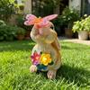 Statue de Jardin Lapin Figurine Lapin en Résine avec Papillon Art de Jardin Imperméable pour Patio Balcon Pelouse Pendaison de crémaillère Cadeaux d'Anniversaire pour Maman Grand-mère Femmes