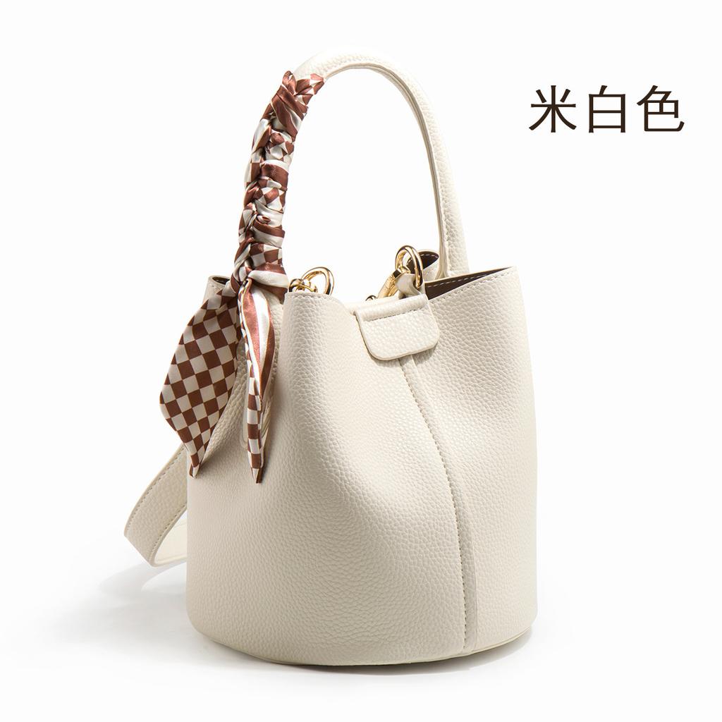 Bucket Bag Women'S Bag Fashion Public Design Commuter Bag Handbag Grade Sense Messenger Women'S Bag