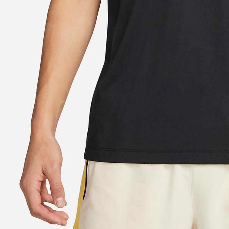 Nike Dri-Fit Graphic Print Quick-Dry Trail Running Short-Sleeve T-Shirt Men Tops Black DM5424-010