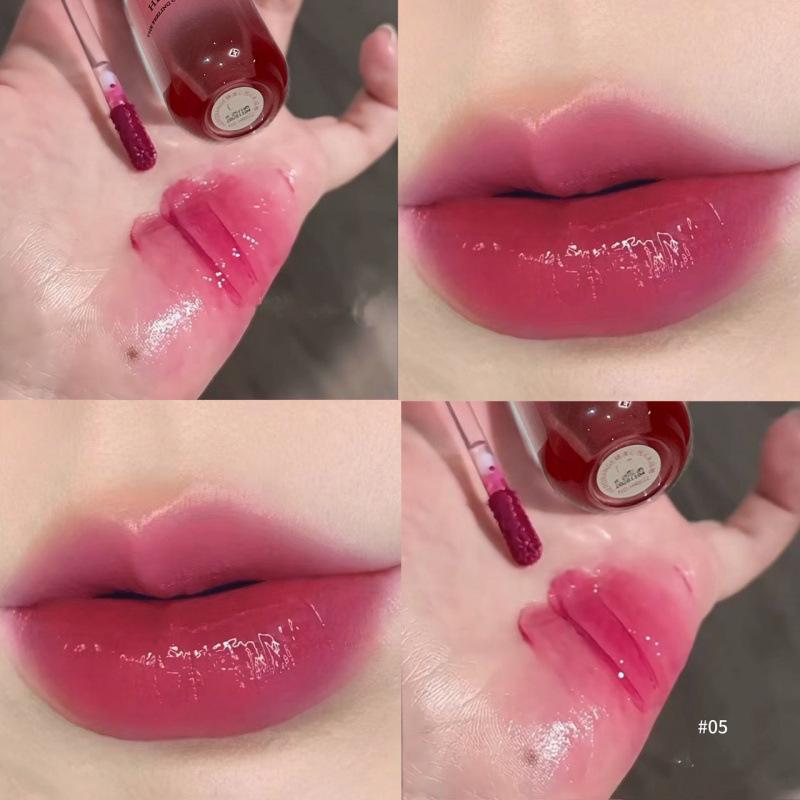 

HERORANGE Mirror Bloom Heart Delight: Refreshing, Non-Sticky, Long-Lasting Lip Glaze for a Youthful Look. 2g