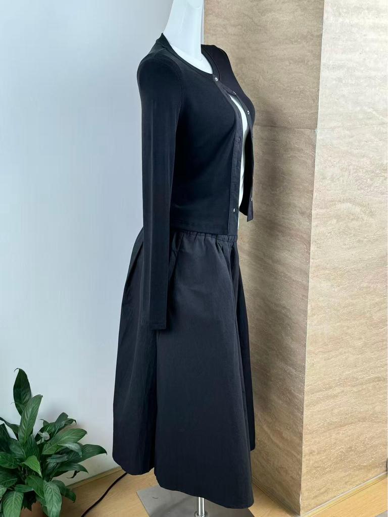 W magazynie: Zestaw dwuczęściowy Miu Series Inteligentny Design Kardigan i Spódnica Parasolowa z Niskim Stanem