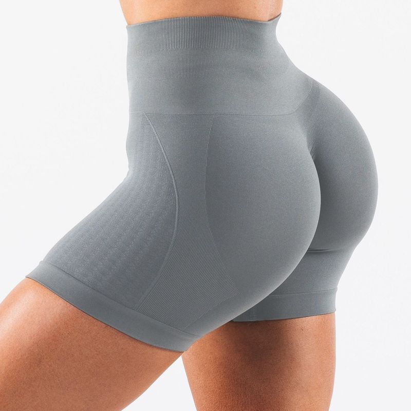 European and American Seamless Peach Butt-Lifting Sports Shorts for Women, Fitness Tight-Fitting Three-Quarter Pants, Summer Alpha Fitness Pants
