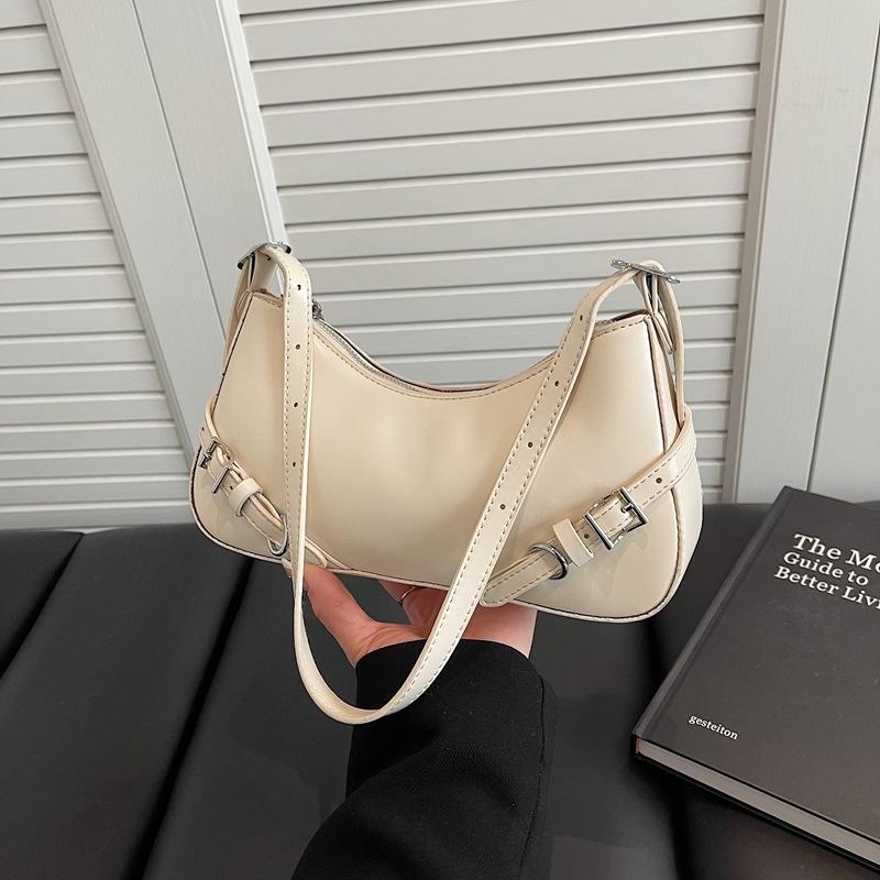 Silver Bag Women's 2025 New Popular Fashion Popular Underarm Bag Premium Texture Shoulder Messenger Bag