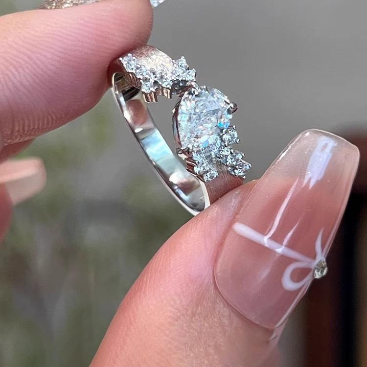 Cute And Elegant Adjustable Ring For Women Crafted From Copper With Sparkling Waterdrop Zircon