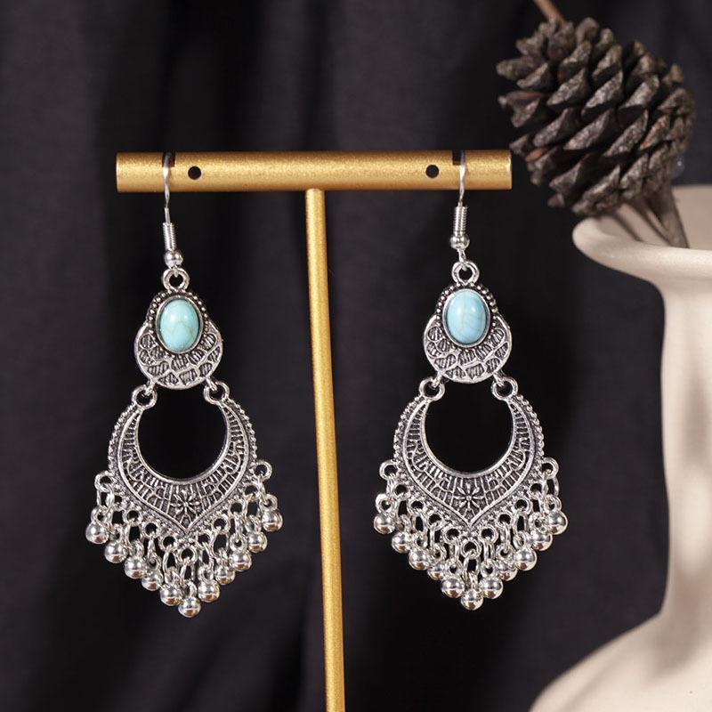 European, American and Bohemian Hollow Bead Fringed Earrings, High-end Retro Ethnic Style Earrings, Fashionable Long Earrings.