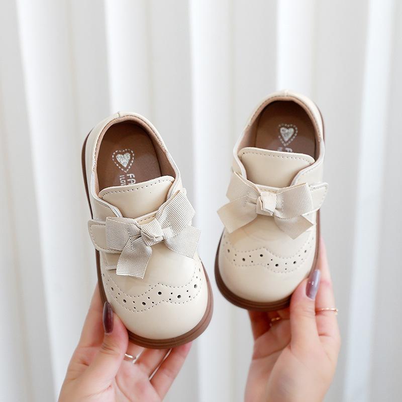 

Fashion Girls Leather Shoe Spring New Kid Princess Shoes Soft Soled Girls Casual Shoes Comfort Anti Slip Child Performance Shoe 20insole13cm белый
