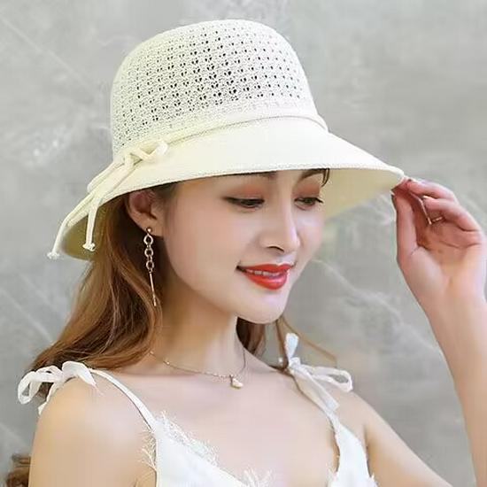 Women's Fashionable Sun Protection Wide Brim Straw Hat for Summer Beach and Scenic Outings