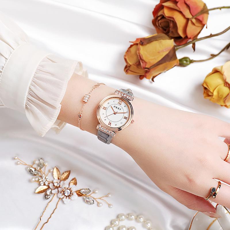 Nové módní personalizované jednoduché hodinky Set Dámské hodinky Butterfly Digital Belt Watch