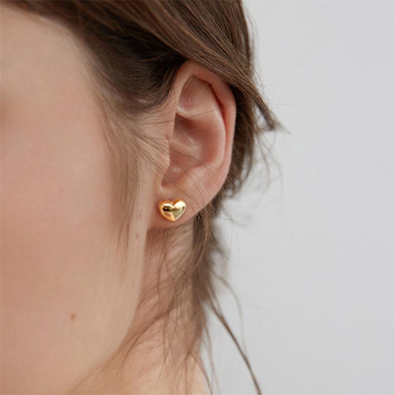 Heart-Shaped Stainless Steel Earrings in Japanese and Korean Style - Simple Fashion Love Jewelry