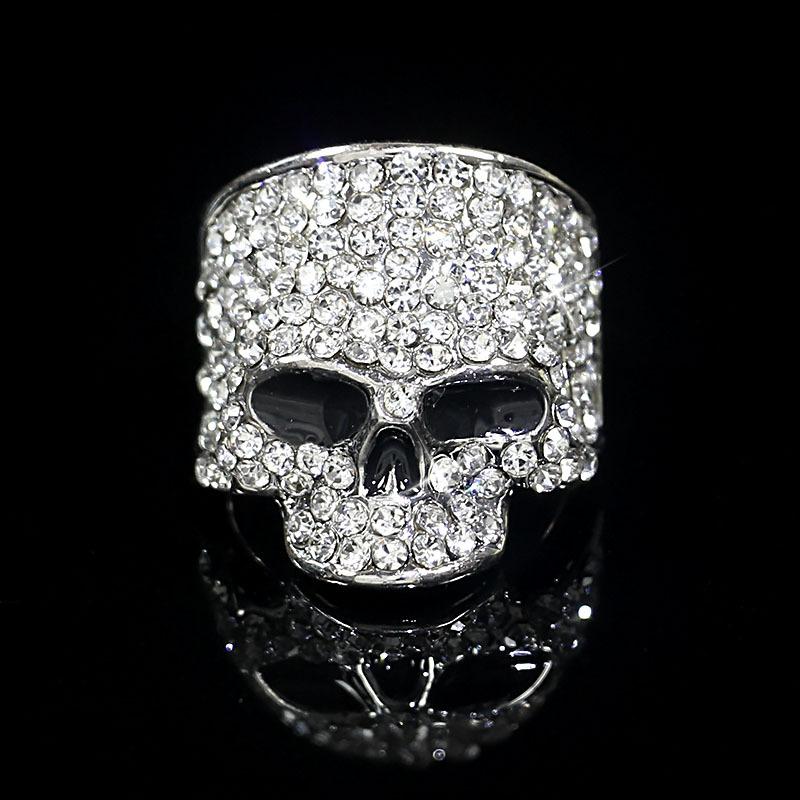 Fashion Punk Rhinestones Skull Rings Hiphop Glitter Silver Color Crystal Gothic Finger Ring for Women Men Party Jewelry Gift