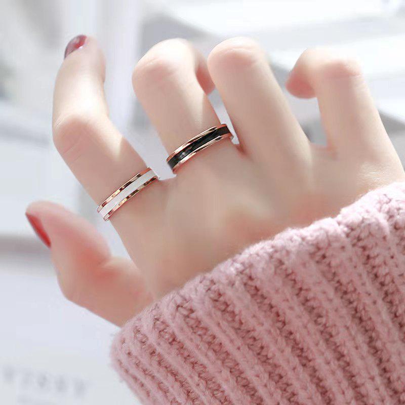Stylish Black & White Cold Style Titanium Steel Ring - European & American Trendy Women's Accessory