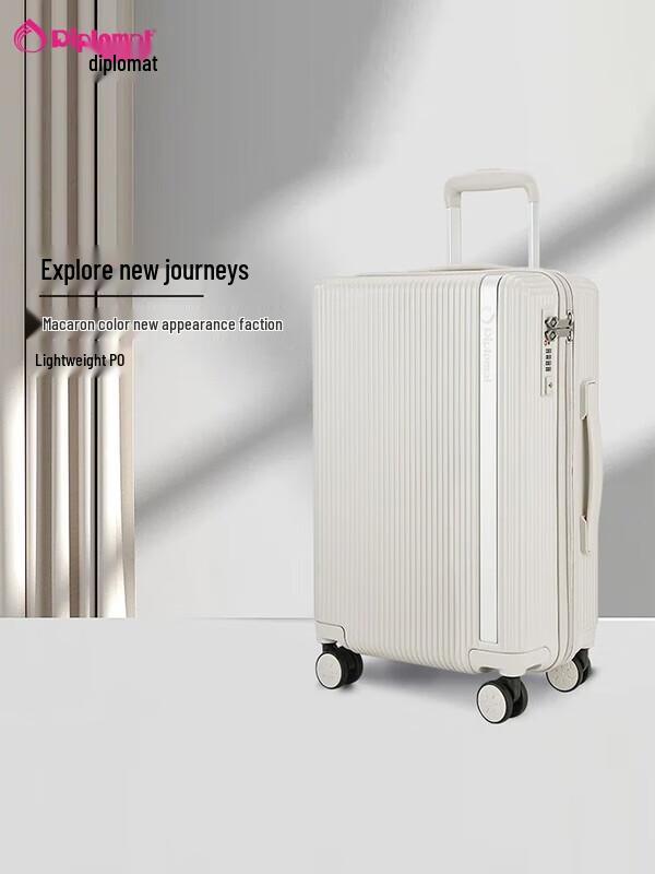 

Diplomat TC-2105T Lightweight Carry-On Luggage