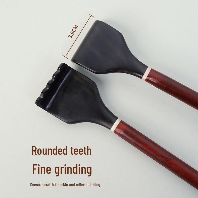 Sandalwood & Buffalo Horn Back Scratcher