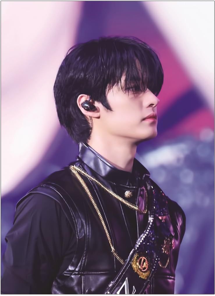 SKZ Reno Goods Premium Photo Book SKZ Photobook Premium Photo Book (Leeknow)