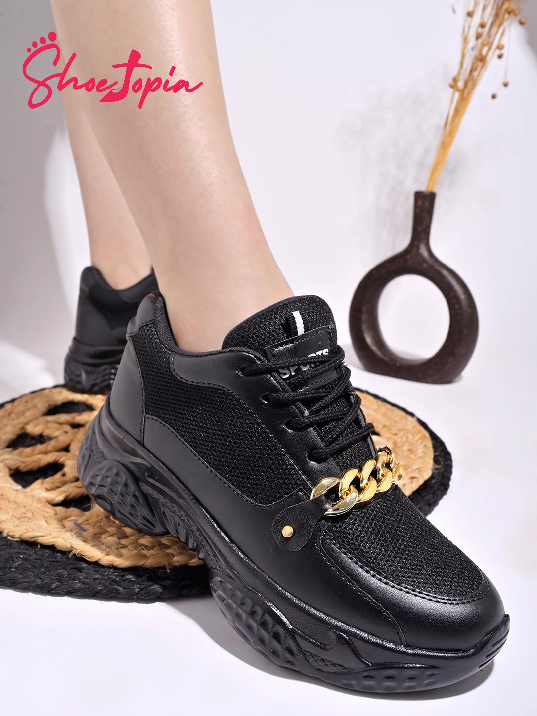 Shoetopia Chain Detailed Black Sneakers For Women & Girls-Eu40 7 UK чёрный