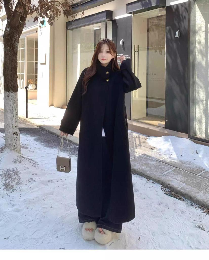 Women's Hepburn Style Black Wool Coat - 2025 Autumn/Winter Collection