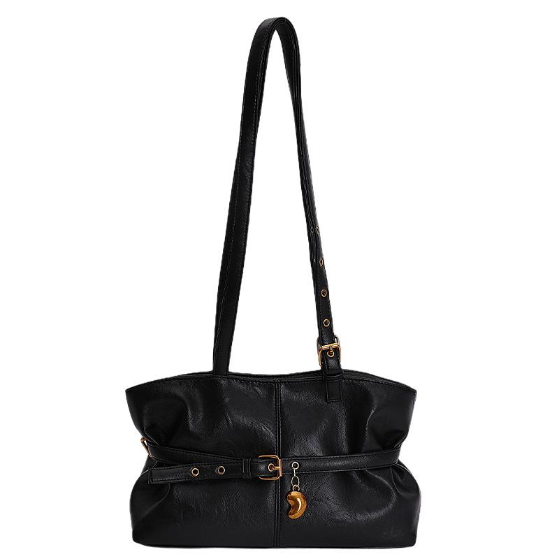 

Retro large-capacity bag, armpit bag, fashionable new shoulder bag, casual niche pleated commuter handbag.