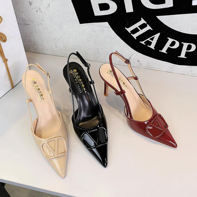 Fashion French Elegant And Fashionable V-Shaped Square Buckle Pointed High Heels For Women's Thin Heel Patent Leather Tripping Women's