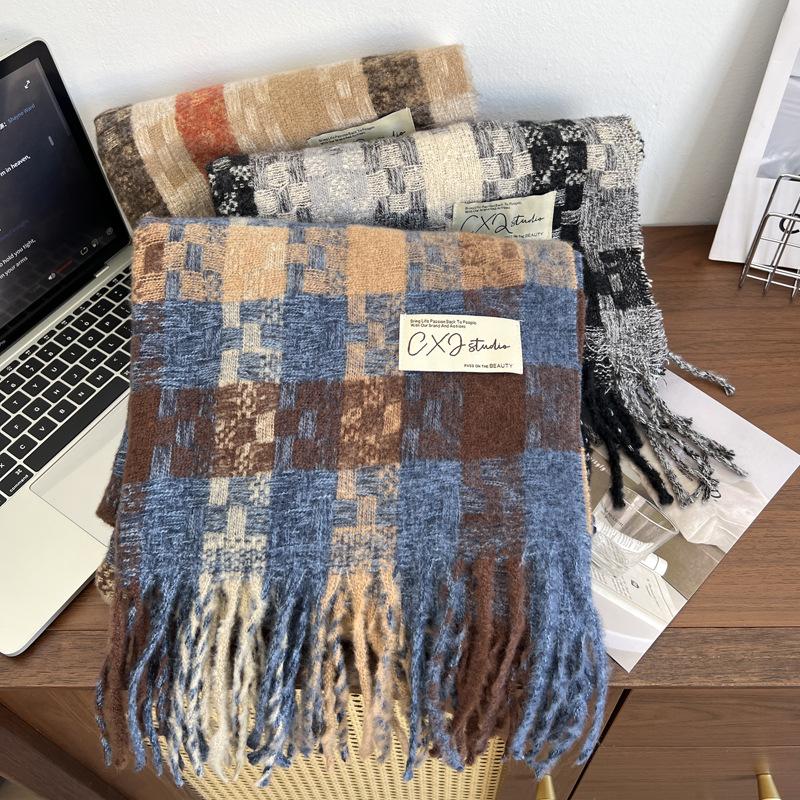 Korean atmosphere autumn and winter scarf women's versatile thickened scarf student couple dual-purpose plaid warm shawl men
