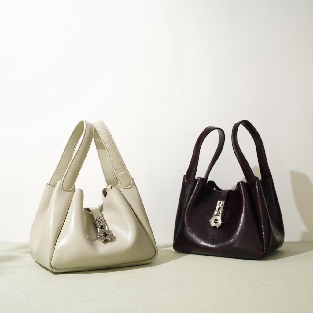 New Cowhide Bag Simple Bag Soft Leather Portable Shoulder Underarm Bag Niche